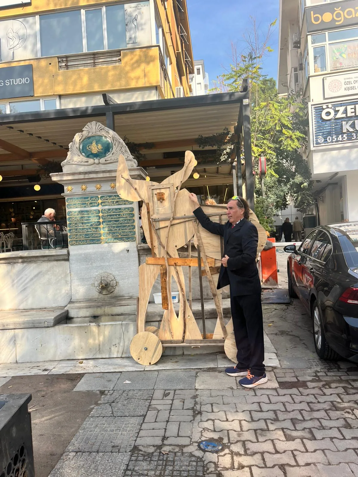 Moving Sculptures