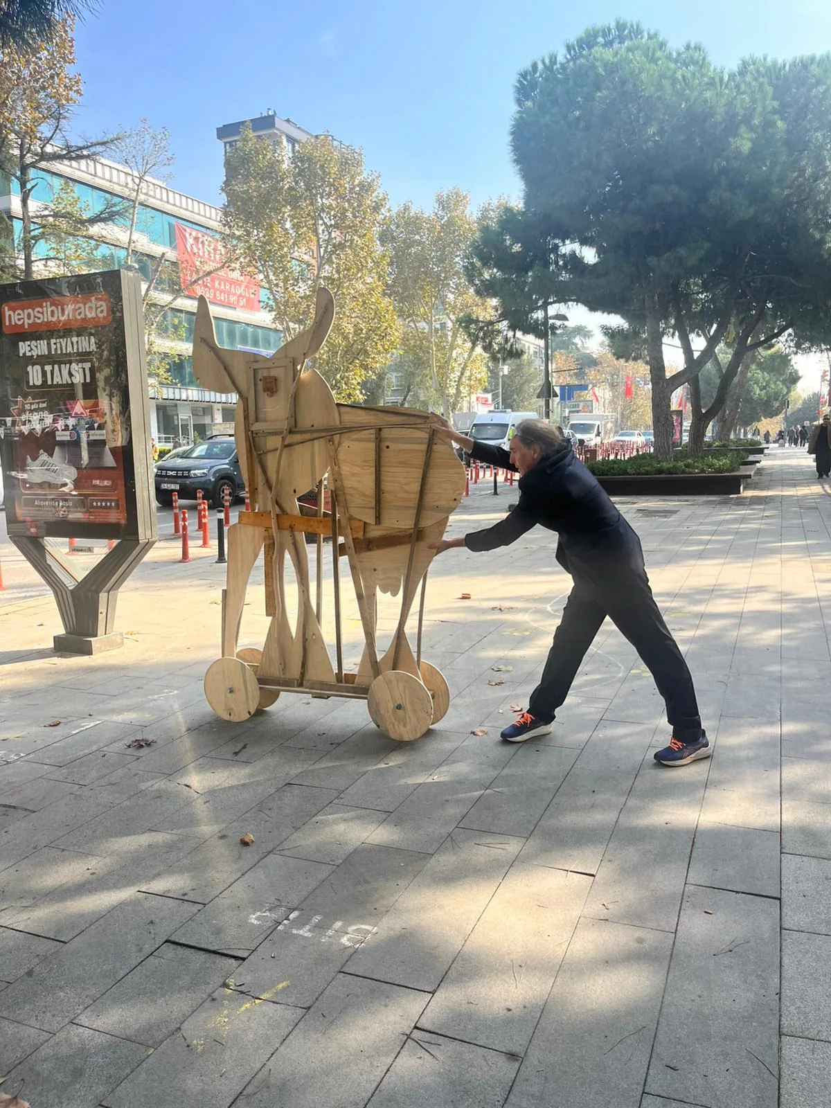 Moving Sculptures